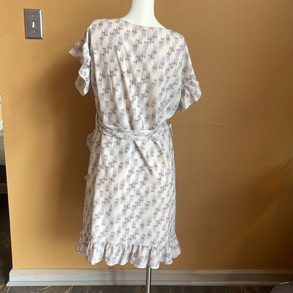 Molly Bracken WRAP MIDI DRESS IN LILAC size missing - Picture 5 of 13